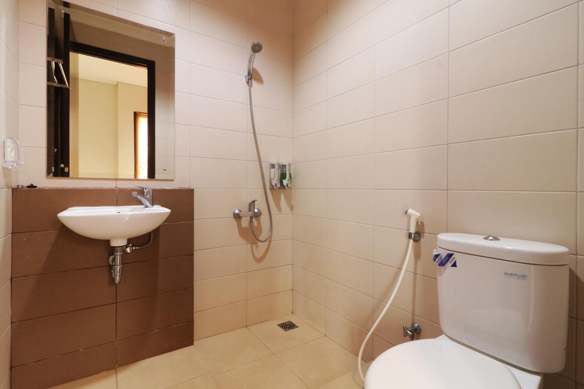 Oliver'S Guest House Tangerang Exterior foto
